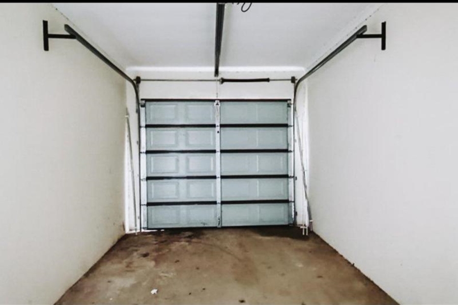 3 Bedroom Property for Sale in Cove Rock Eastern Cape